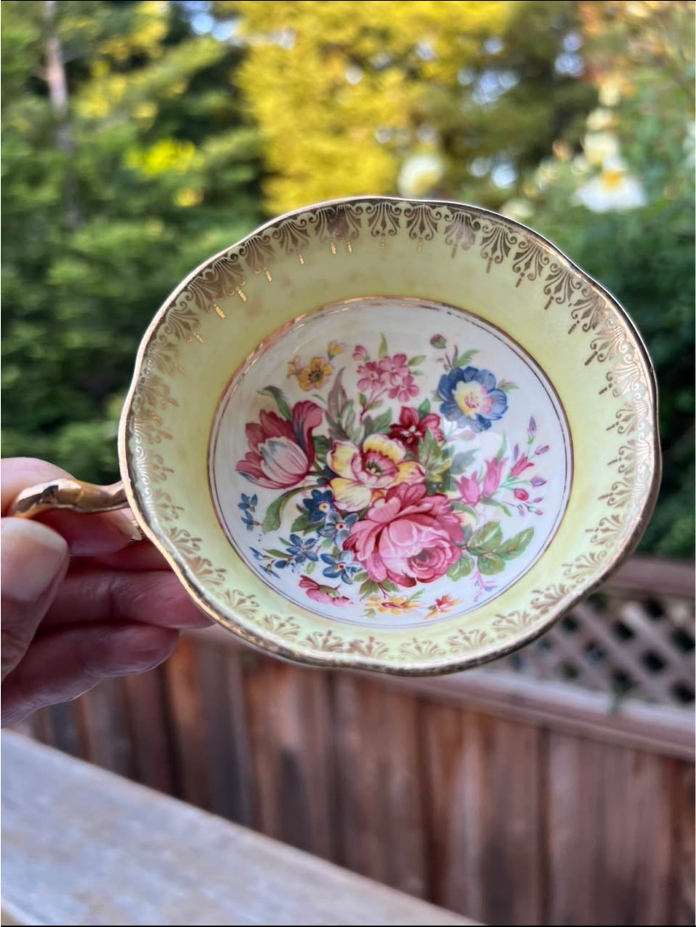 Regency Bone China Floral Teacup and Saucer Set - Picture 2 of 7